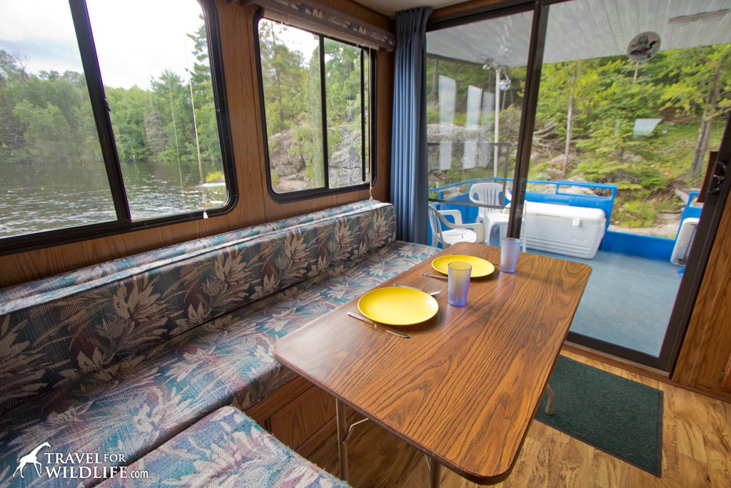 The dining area of our houseboat. Nice view huh?