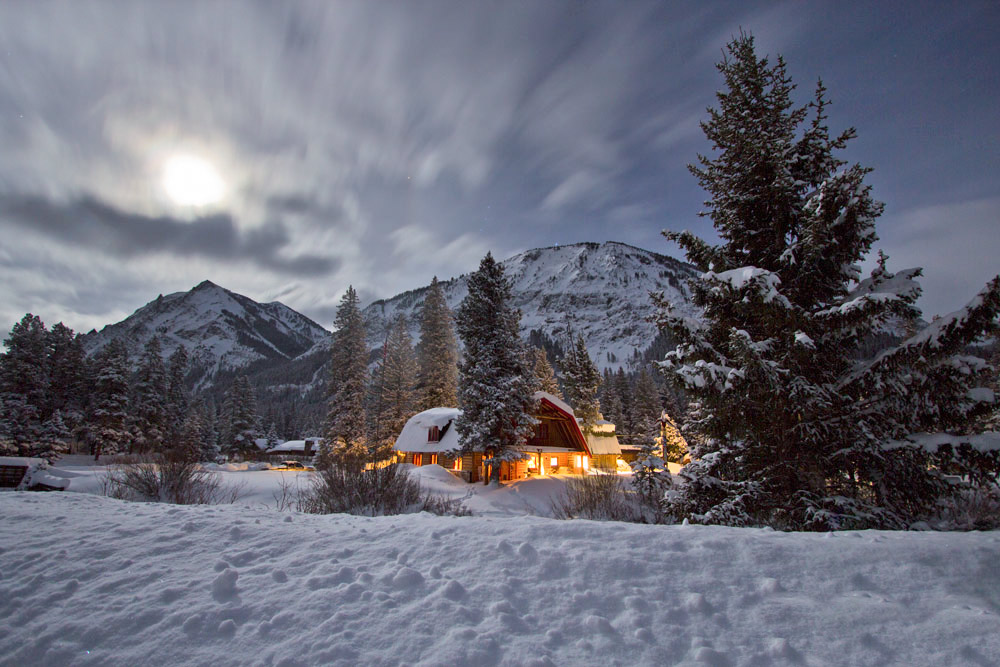 yellowstone cabins