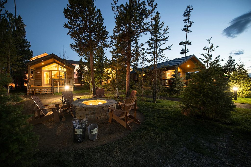 The Explorer cabins at West Yellowstone. These Yellowstone cabins are family friendly