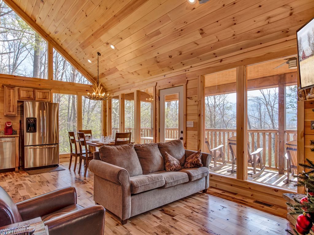 Beautiful Gatlinburg cabins with forest views