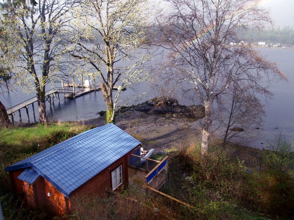 Waterfront Ucluelet cabins