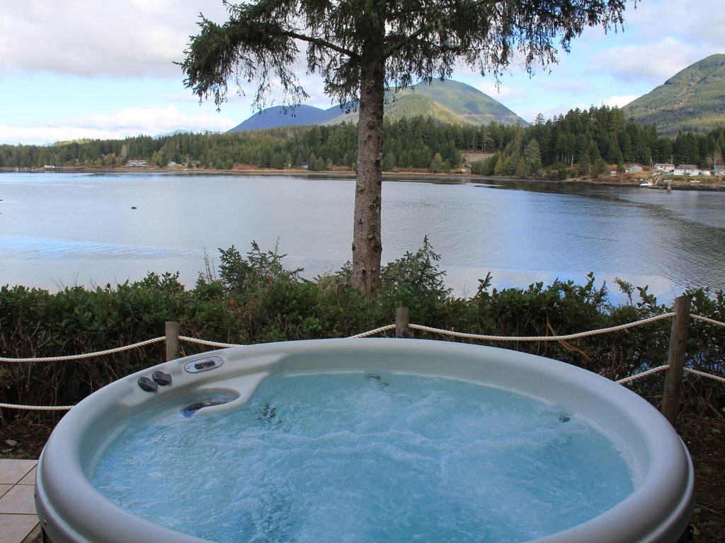 Vancouver Island Cabins with a view