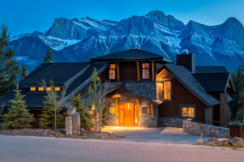 Luxury Banff cabin rentals