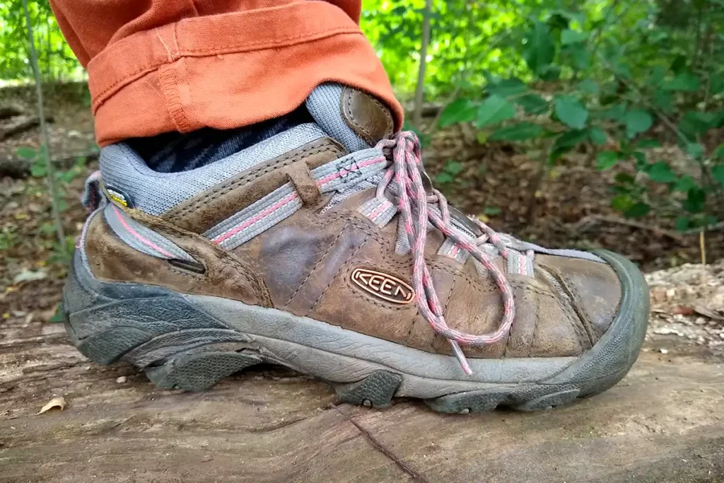 safari hiking shoes